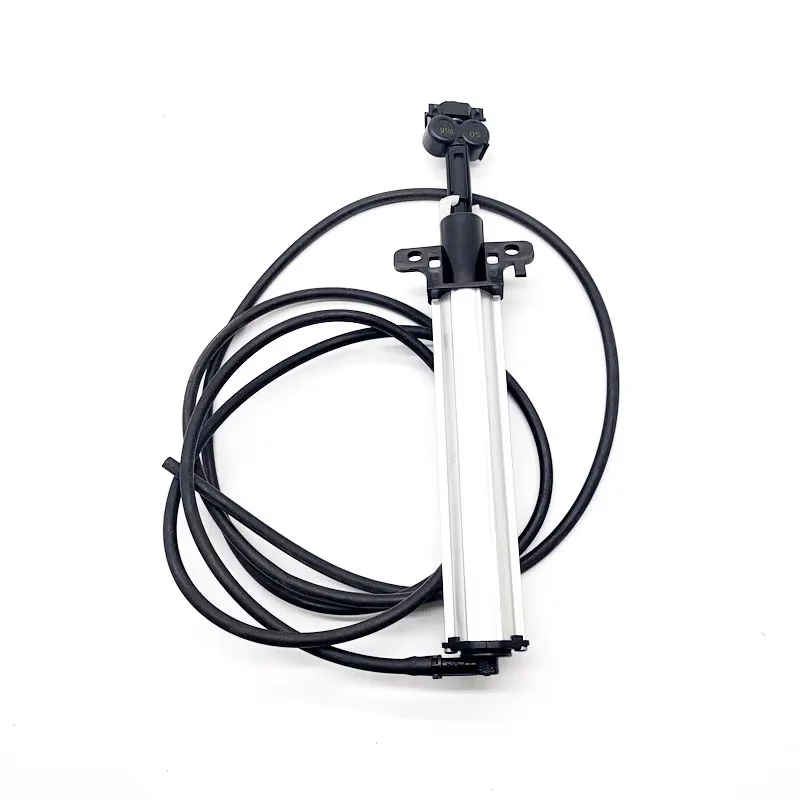 Suitable for Peugeot 308 408 Mercosur Headlight washer, reservoir, pump HEADLIGHT WASHER JET OEM 6438Y7 6438Y8