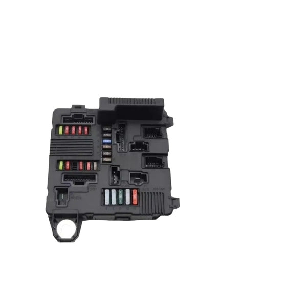 8200306032 8200306033 Fuse box module for Renault Megane Scene 2 02-06 Component Engine Fuse Box