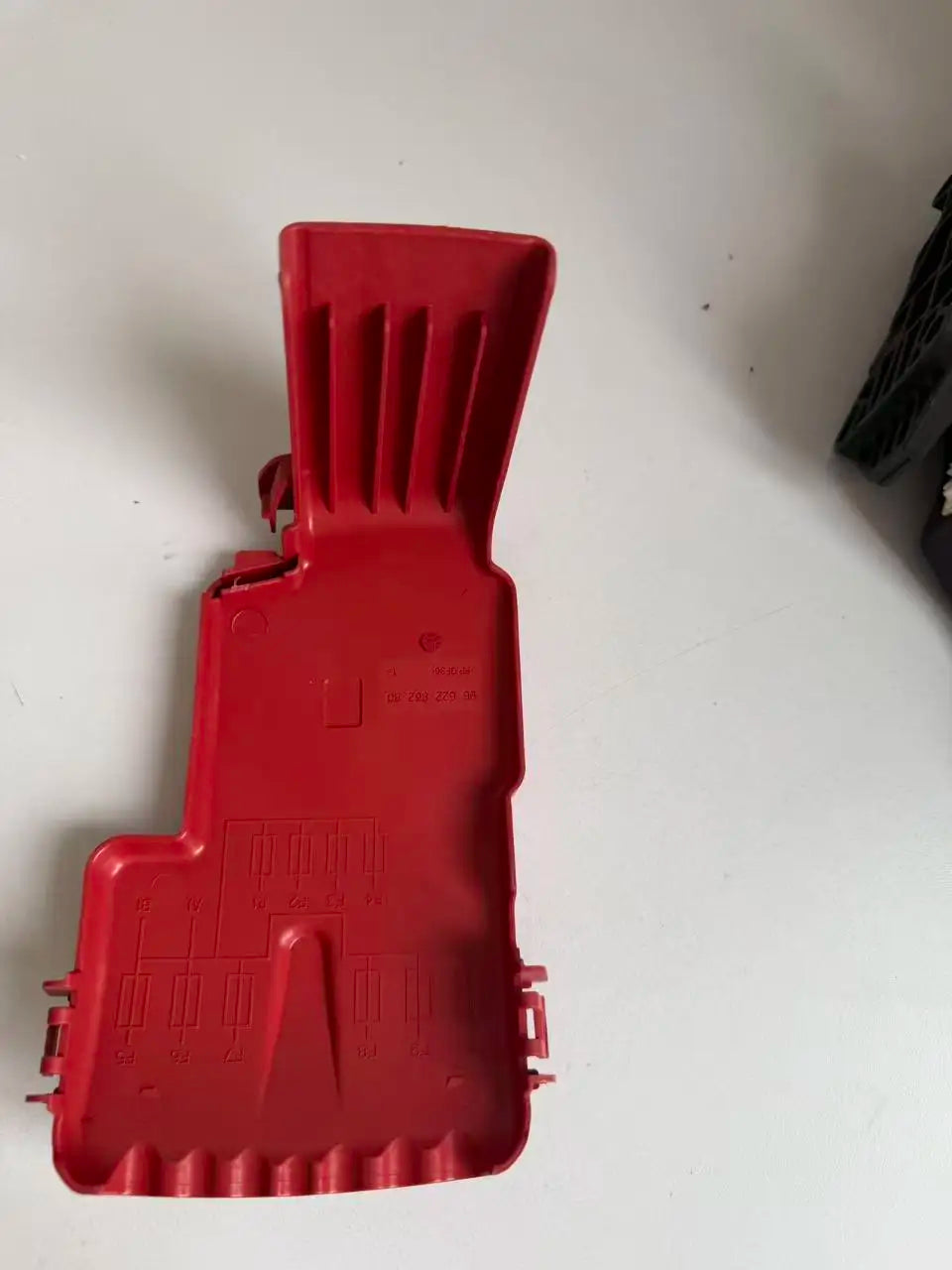 6545NY 9662286280 For Peugeot 308 308CC SW RCZ for Citroen C4 BPGA- Part Numbers Reliable-Fuse Box Upper Cover Accessories Secondary image