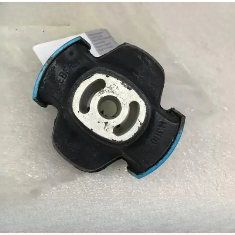 180928 Fit for Peugeot 407 607 508 for Citroen C5 C6 Right lower engine mounting bushing Right lower bracket bushing