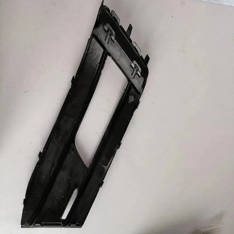 8XA807647A1RR 8XA807648A1RR Car fog light frame front bumper fog light for Audi  A1 Sline S-line Sport 2016-2018