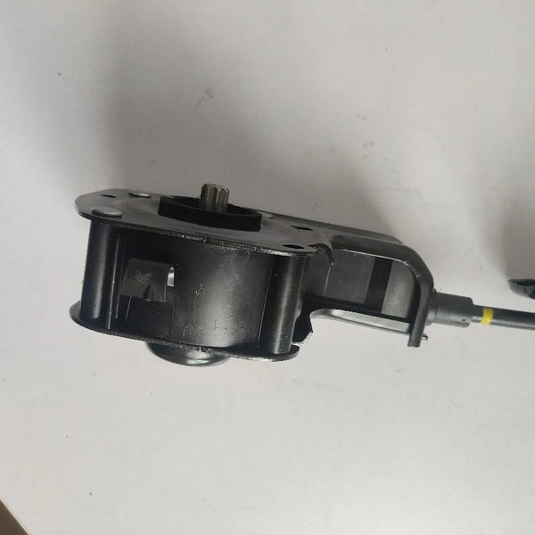 Wheel lift bracket assembly 9810677780 Suitable for Peugeot 5008 for Citroen C4 Picasso