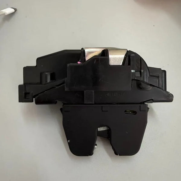 8719G6 Suitable for Peugeot 308CC trunk lock trunk lock