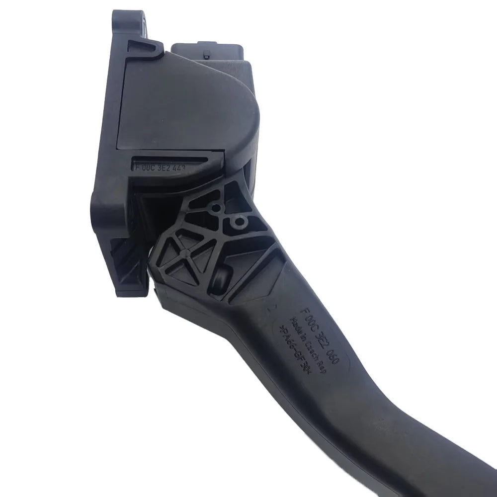 1601CR 1601T7 Throttle pedal car pedal Suitable for Peugeot 307 facelift 408